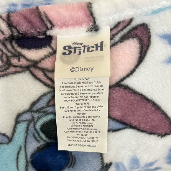 Soft Blanket - Picture 2 of 3